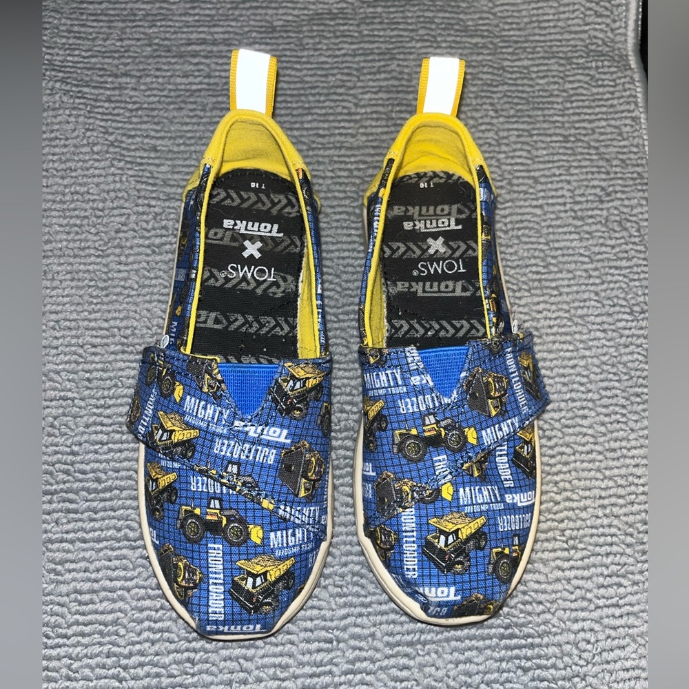 EUC Toms x Tonka trucks blue/yellow toddler shoes, size 10c T10 10 construction